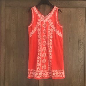 THML v-neck coral with white stitching size Large dress mid-length. 100% cotton